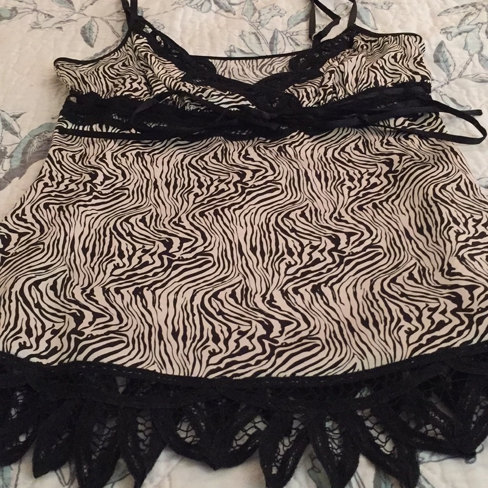 Bebe top - Picture 4 of 4